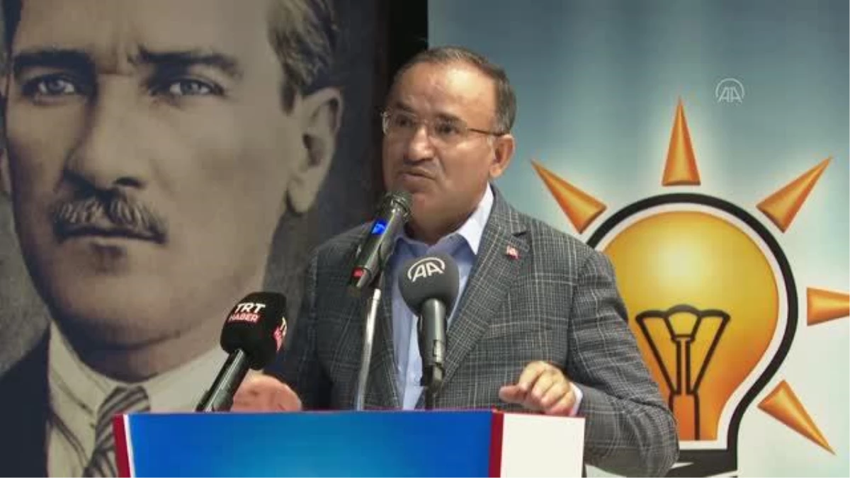 Bakan Bozdağ: "Yegane sermayeleri, Cumhurbaşkanımıza kin nefret ve düşmanlık olan siyasi çevreler var"