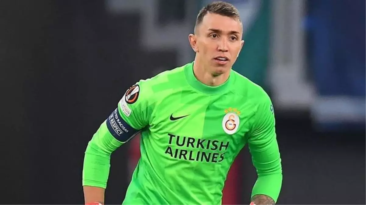 Muslera\'ya Fransa Ligi\'nden talip çıktı! Galatasaraylı taraftarları üzüntü sardı