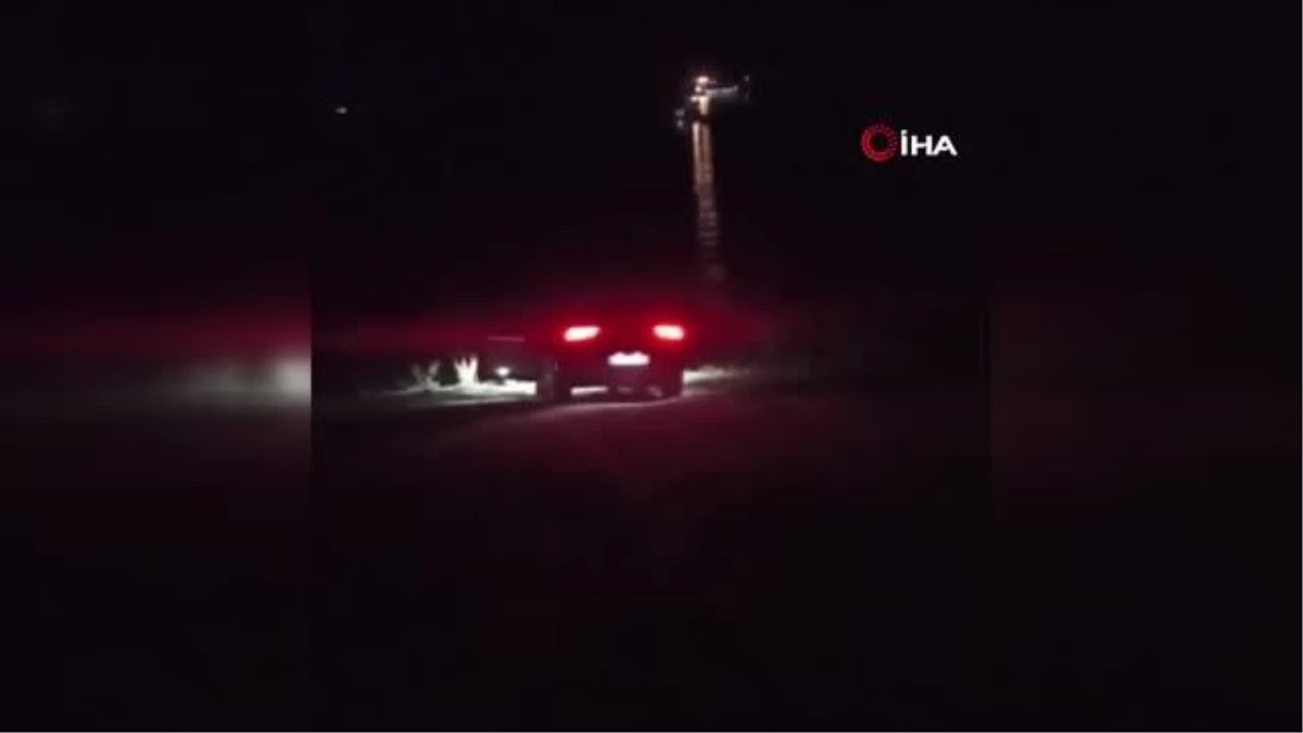 Hacze kızıp aracını 25 metrelik uçurumdan attı... O anları sosyal medyada paylaştı