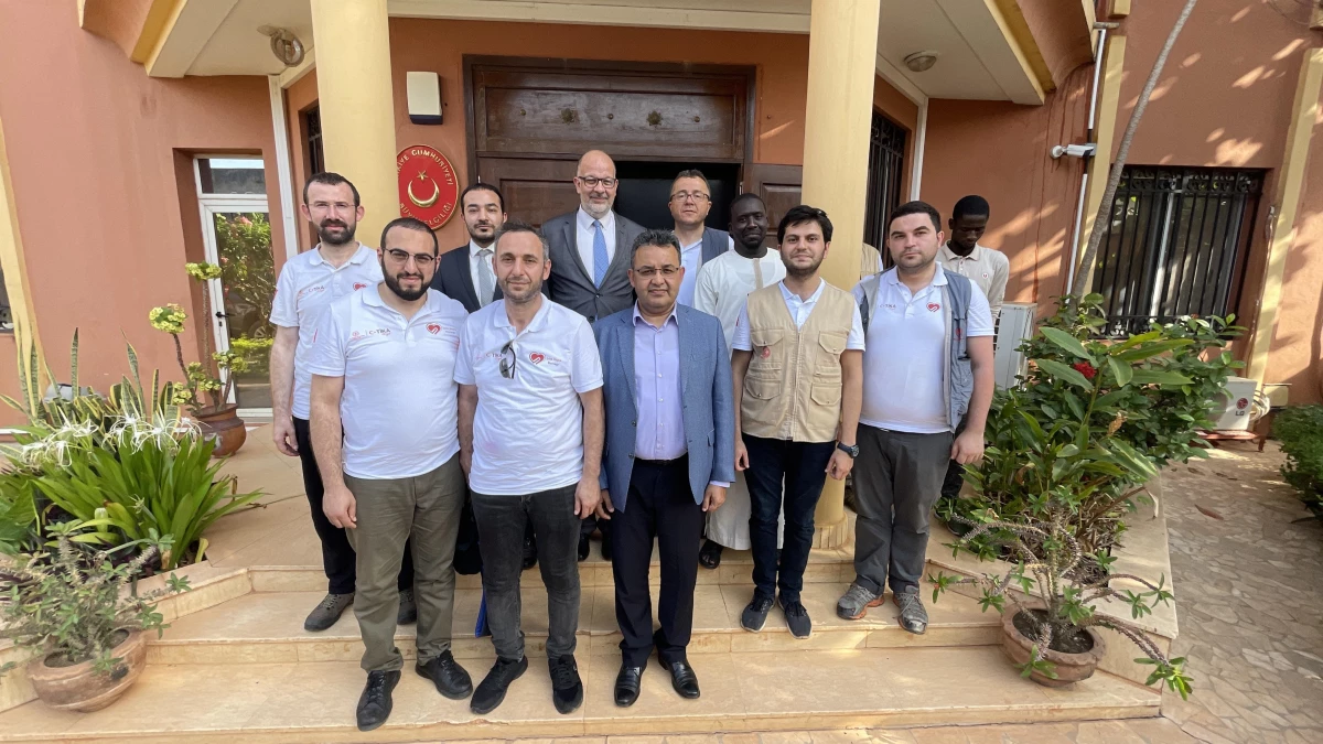 İyilik Sağlık Derneğinden Türkiye\'nin Bamako Büyükelçisi Onart\'a ziyaret