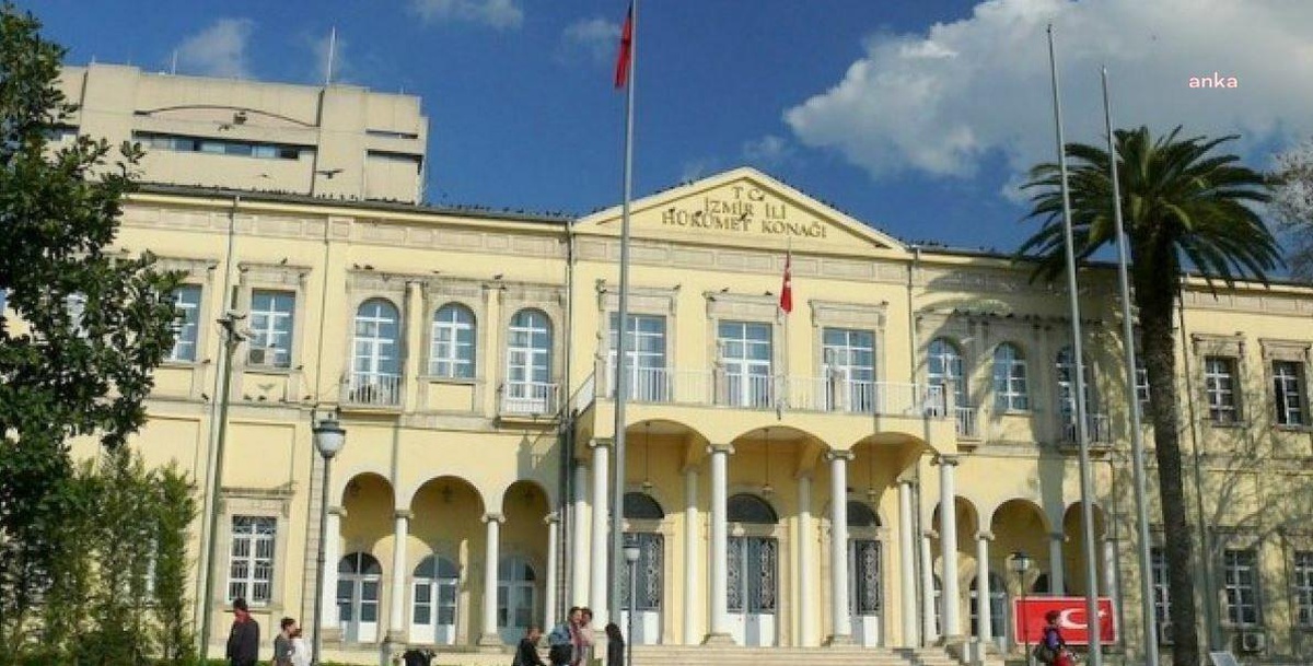 İzmir\'de 3 Gün Süreyle Konser, Gösteri Yürüyüşü ve Basın Açıklamaları Yasaklandı