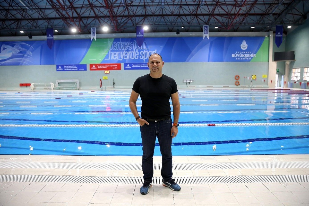 İzzet Renay Onur, Yunanistan\'dan Türkiye\'ye yüzecek