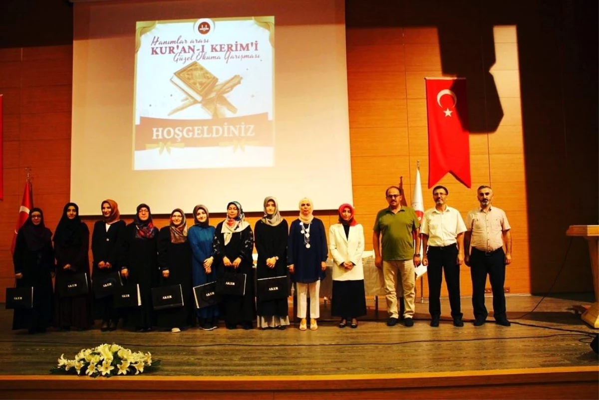 Kadın Din Görevlileri Kur\'an-ı Kerim\'i Güzel Okuma Yarışması Bölge Finali Aydın\'da gerçekleştirildi