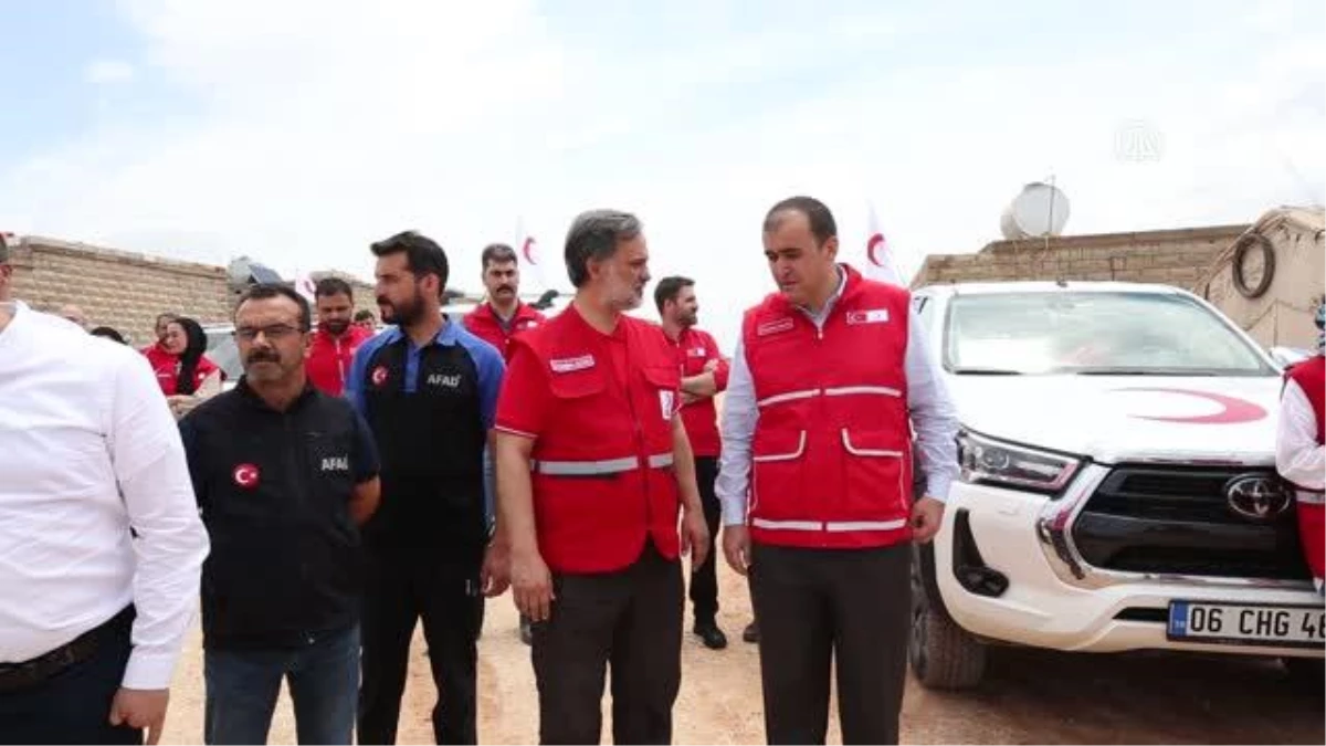 Türk Kızılay, İdlib\'de inşasını tamamladığı 901 briket eve aileleri yerleştirdi