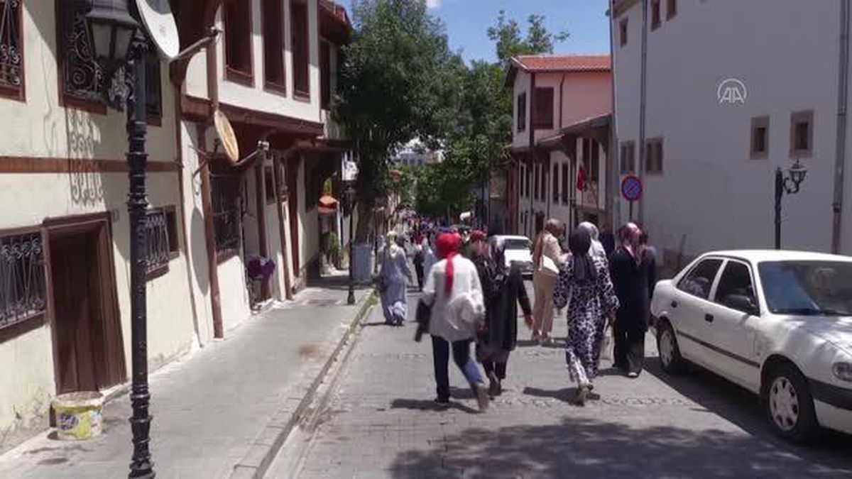 AFYONKARAHİSAR - 'Ege Bölgesi Teşkilat Toplantısı' sonrası tarihi mekanlar gezildi