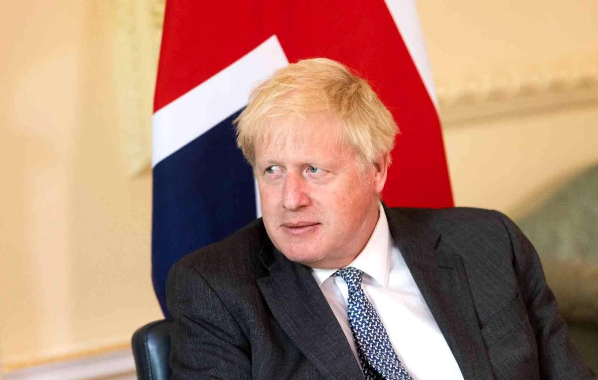 İngiltere Başbakanı Johnson: "Yaptırımlar, Putin\'in savaş makinesi kalbini vuracak"