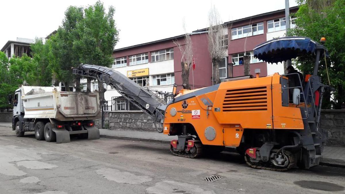 Kars inşaat alına döndü
