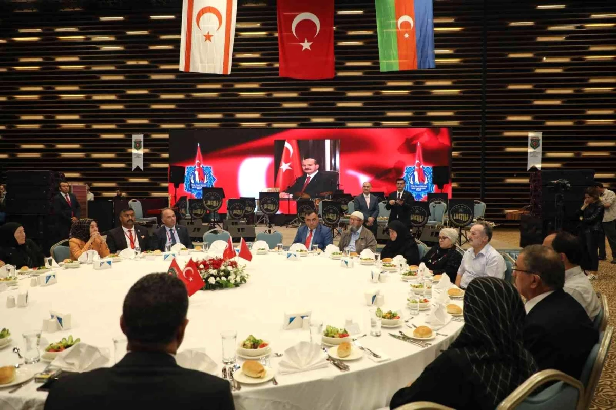 Son dakika haberi... Konya\'da Türk İslam Dünyası Şehit ve Gazi Aileleri Buluşması gerçekleştirildi