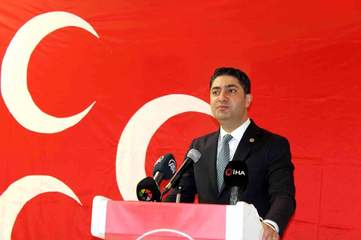 Son dakika haberleri... MHP\'li Özdemir: "Selahattin Demirtaş teröristtir"