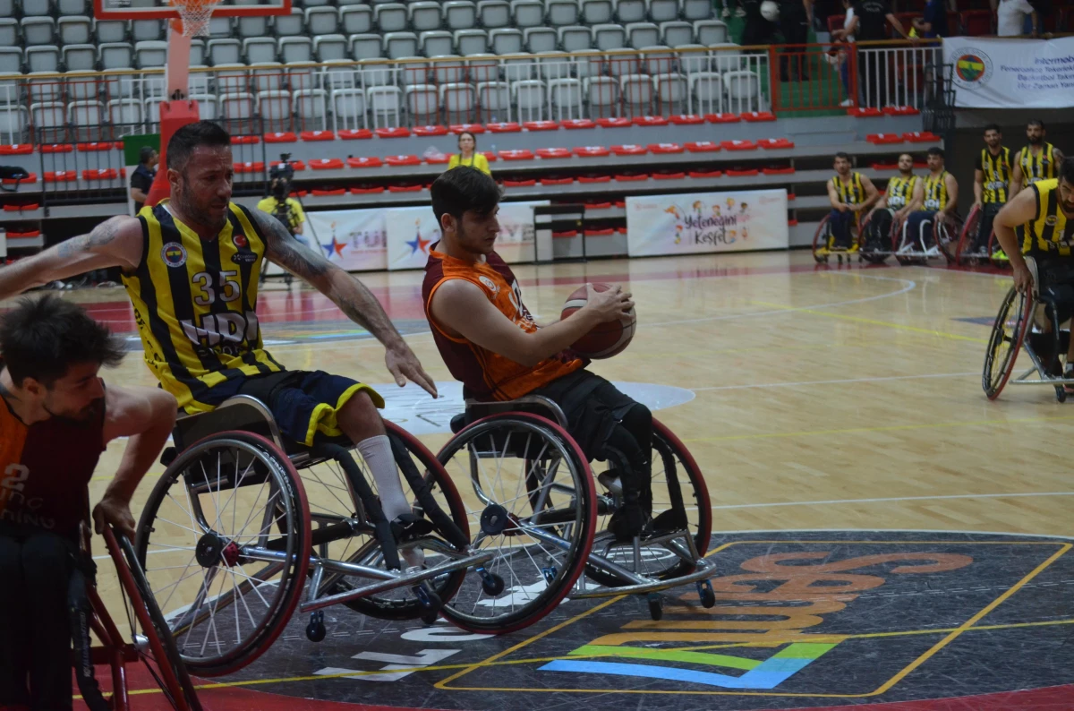 Tekerlekli Sandalye Basketbol Süper Ligi play-off yarı final