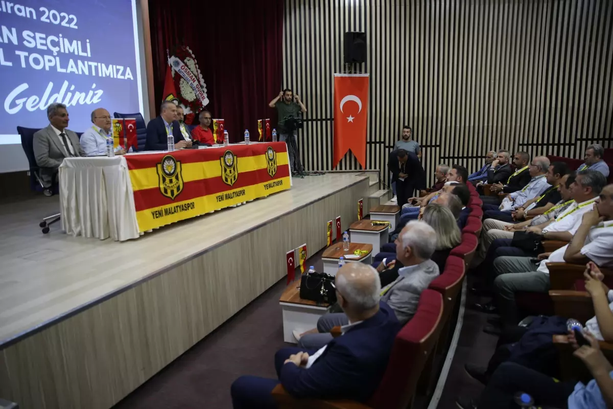 Yeni Malatyaspor\'da başkanlığa Aziz Ayboğa seçildi