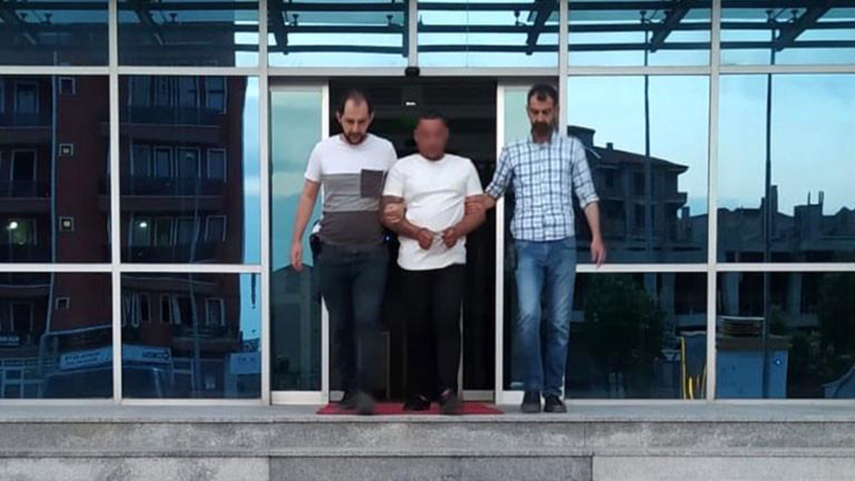 21 yıl ile aranıyordu, sokak ortasında adam vurdu