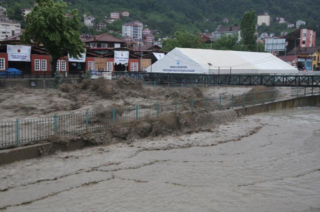 AFAD'dan Bartın, Abana, Bozkurt ve Çatalzeytin'e uyarı: Taşkın riski tehlikeli boyuta ulaştı