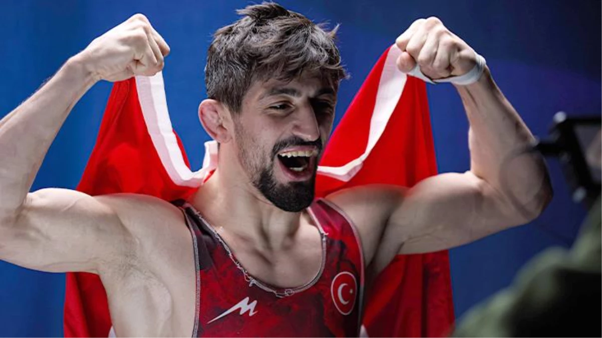 Milli güreşçimiz Murat Fırat, Akdeniz Oyunları\'nda altın madalyanın sahibi oldu