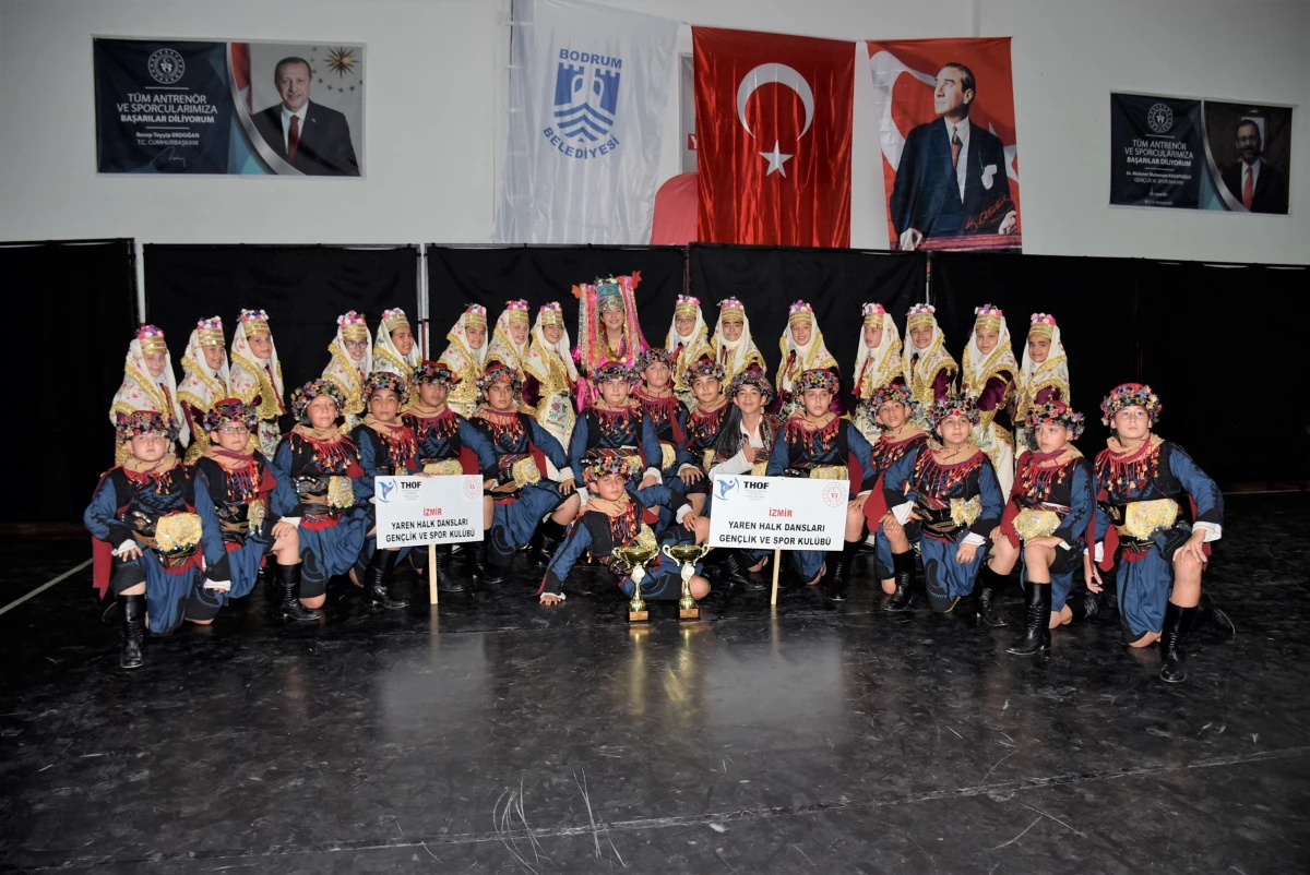 Bodrum\'da Türkiye Halkoyunları Federasyonu Grup Yarışması yapıldı