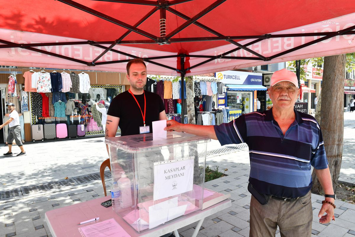 Son dakika haberi | Çiğli\'de Sandık Zamanı: Söz Vatandaşta