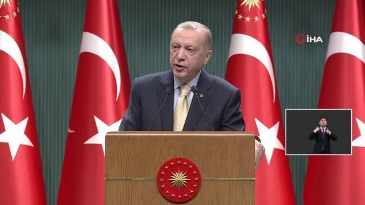 Cumhurbaşkanı Erdoğan: "Millete hizmet derdi olmayanların, gökyüzünde helikopter arayışı gibi bu tür zavallılarla bu ülkede siyaset yapılmaz"
