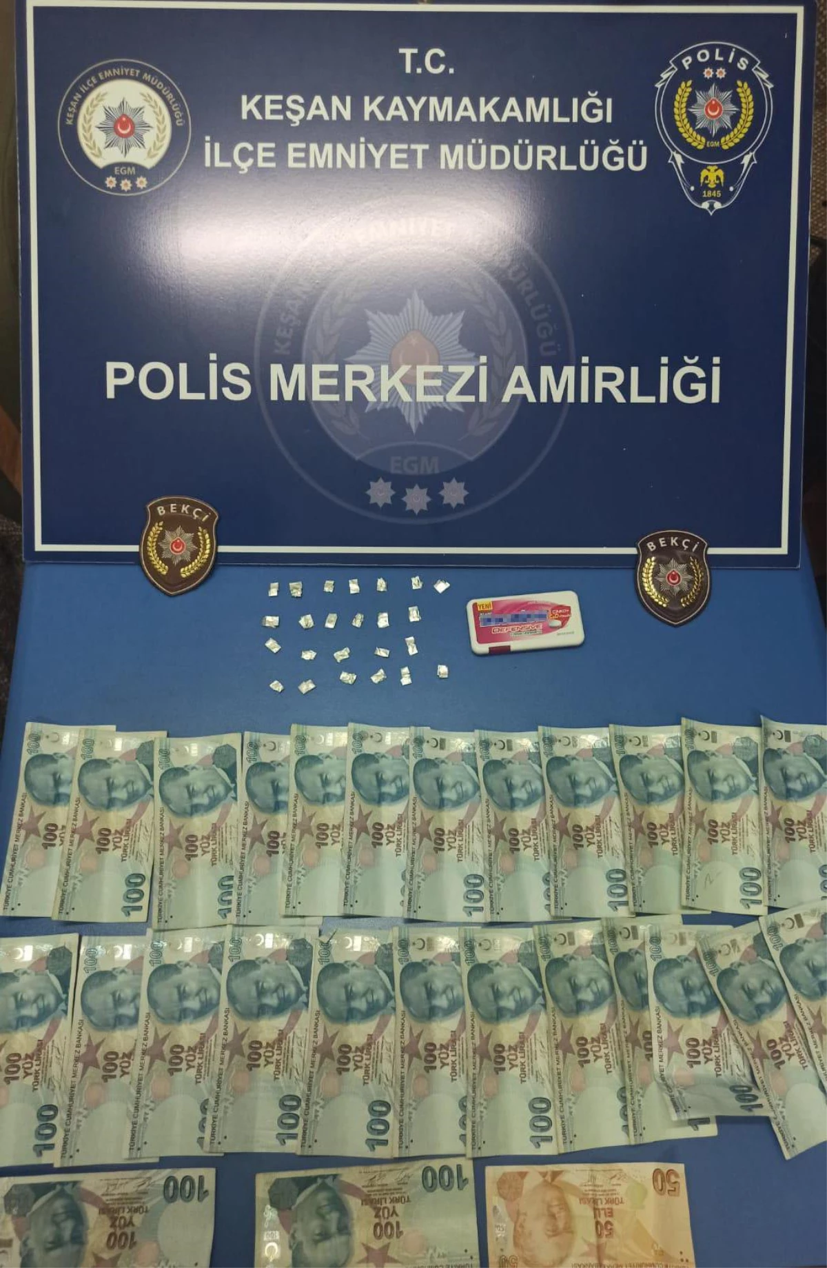 Edirne\'de şeker kutusuna uyuşturucu saklayan zanlı yakalandı