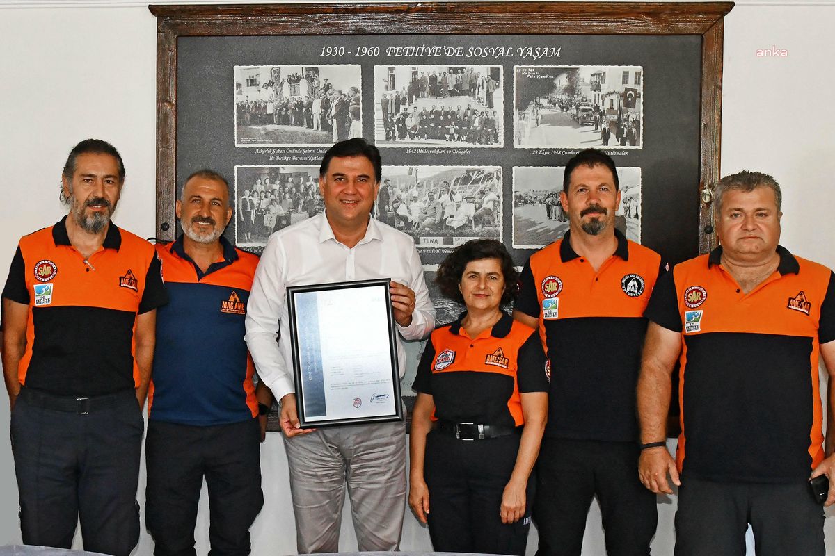 Fethiye Mahalle Afet Gönüllüleri Ekibi, Alim Karaca'yı Ziyaret Etti