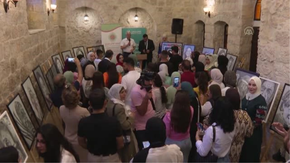 Filistinli genç ressamların eserleri Kudüs Türk Kültür Merkezi\'nde sergilendi