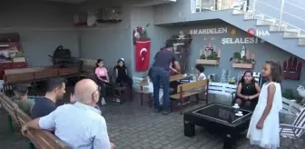 Hatay'da çocuklara iyiliği tiyatro ile öğretiyor