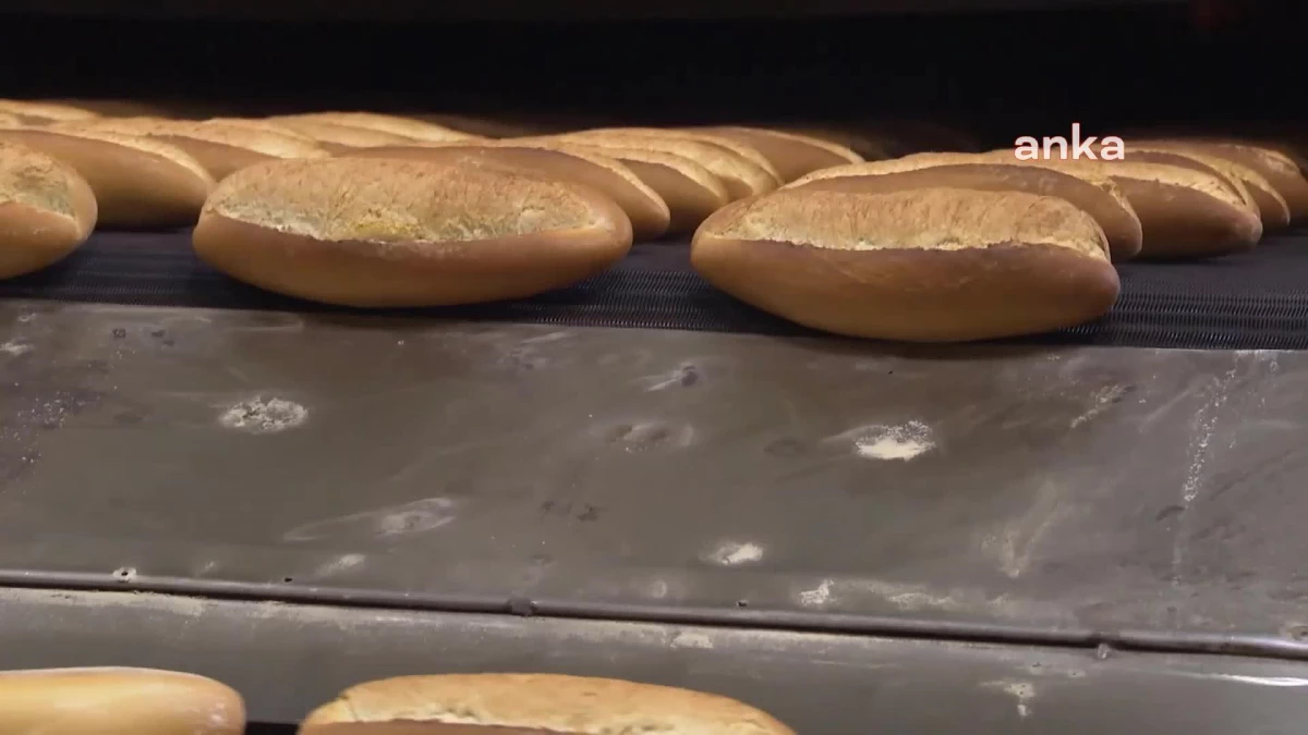 Son dakika: İzmir\'de Ekmek Yüzde 33 Zamla 4 Lira Oldu