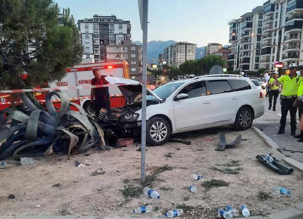 Son dakika haber... Kazada yaralanan Kumral\'ın ameliyatı için bebeği sezaryenle alındı