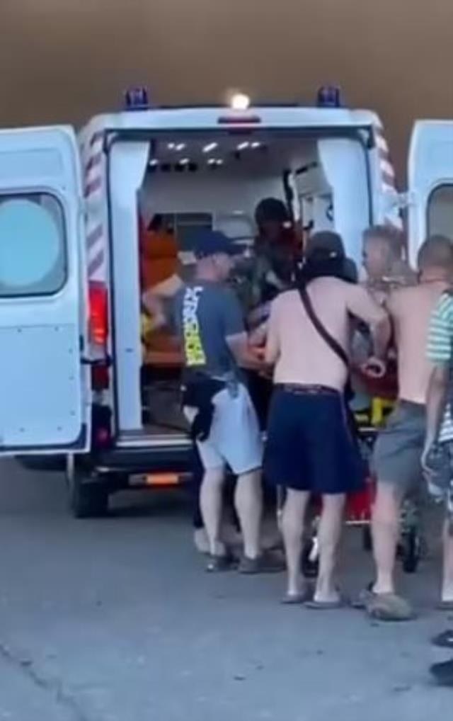Son Dakika: Rusya, Ukrayna'da bir AVM'yi vurdu! İçeride binden fazla sivilin olduğu söyleniyor Son Dakika: Rusya, Ukrayna'da bir AVM'yi vurdu! İçeride binden fazla sivilin olduğu söyleniyor