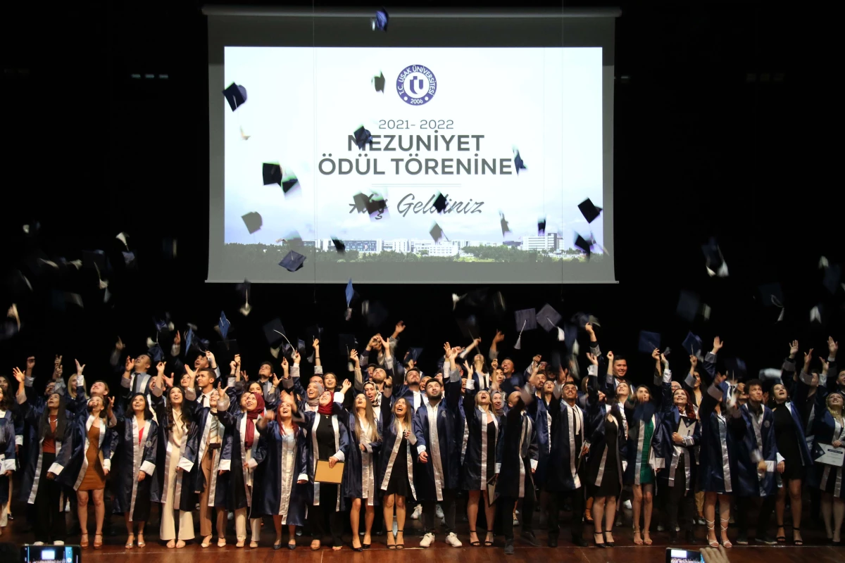Uşak Üniversitesinden 6 bin öğrenci mezun oldu