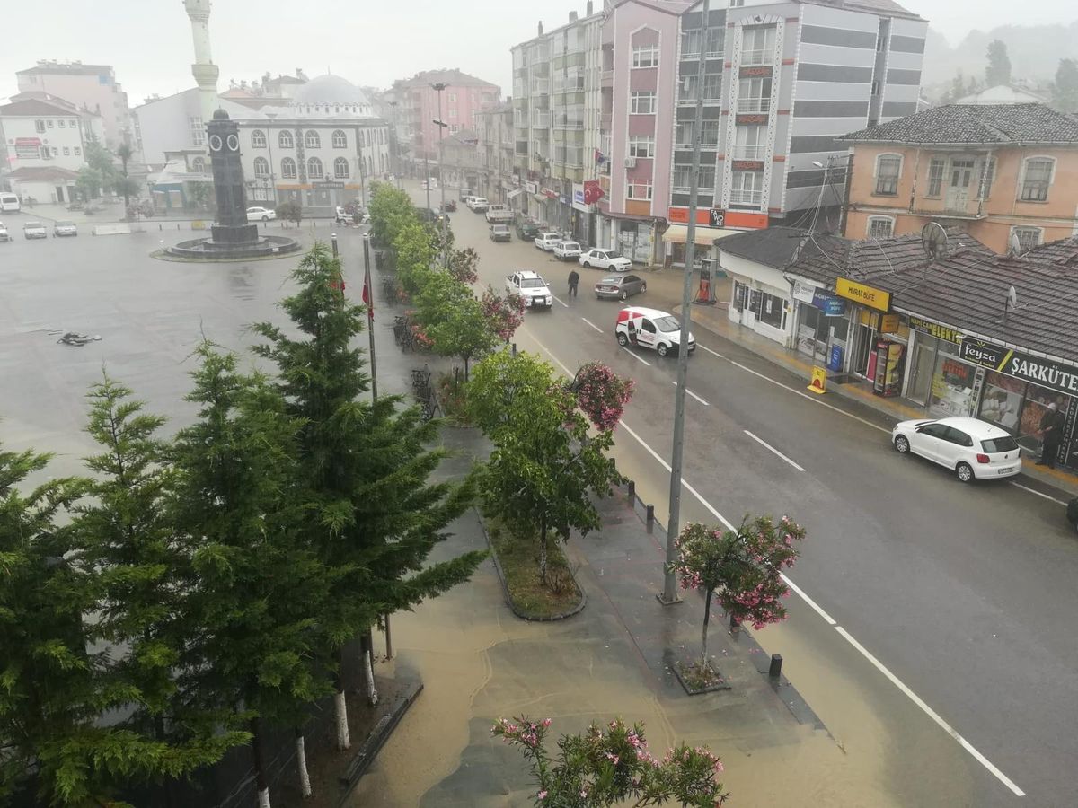 Samsun için şiddetli yağış uyarısı yapıldı
