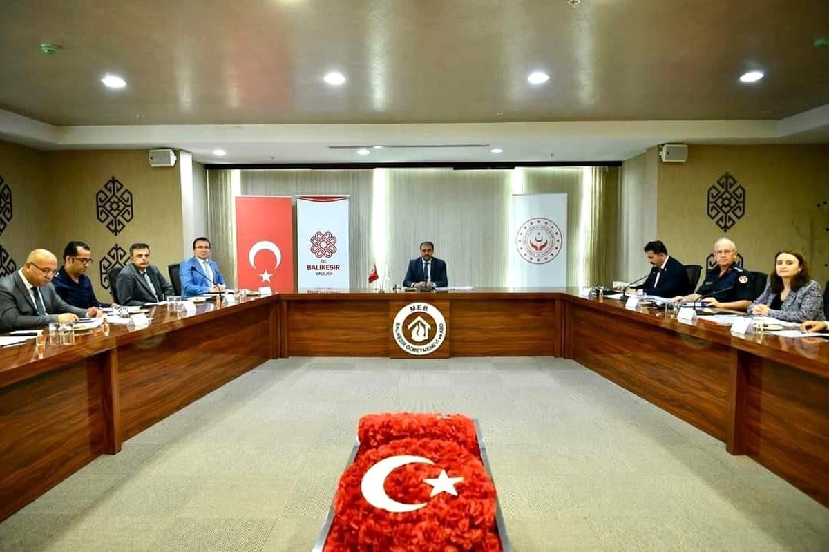 Balıkesir\'de 42 bin kadına KADES uygulaması indirildi