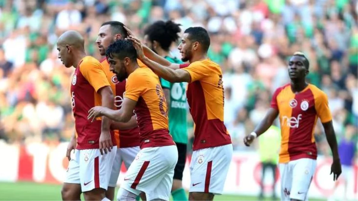 Şaşırtan karar! Eski Galatasaraylı oyuncu 32 yaşında futbolu bırakma kararı aldı