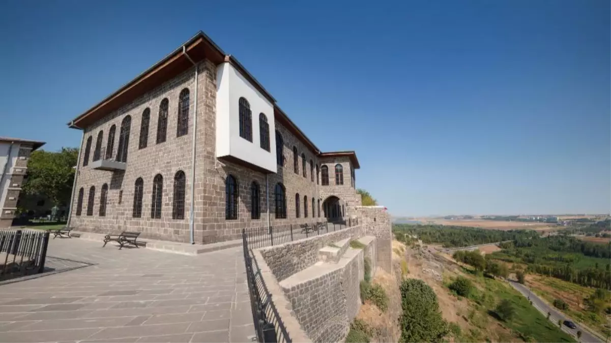 Diyarbakır'ın Buram Buram Tarih Kokan Cazibe Merkezleri