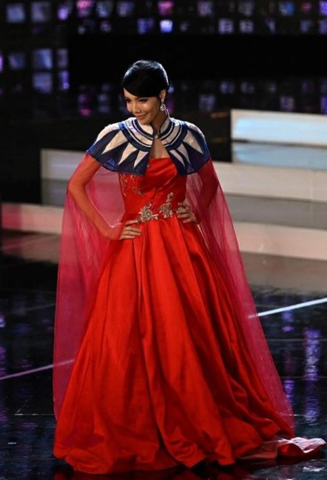 Dünya trans kadın güzellik yarışmasının birincisi belli oldu! Kraliçe diğerlerine fark attı Dünya trans kadın güzellik yarışmasının birincisi belli oldu! Kraliçe diğerlerine fark attı