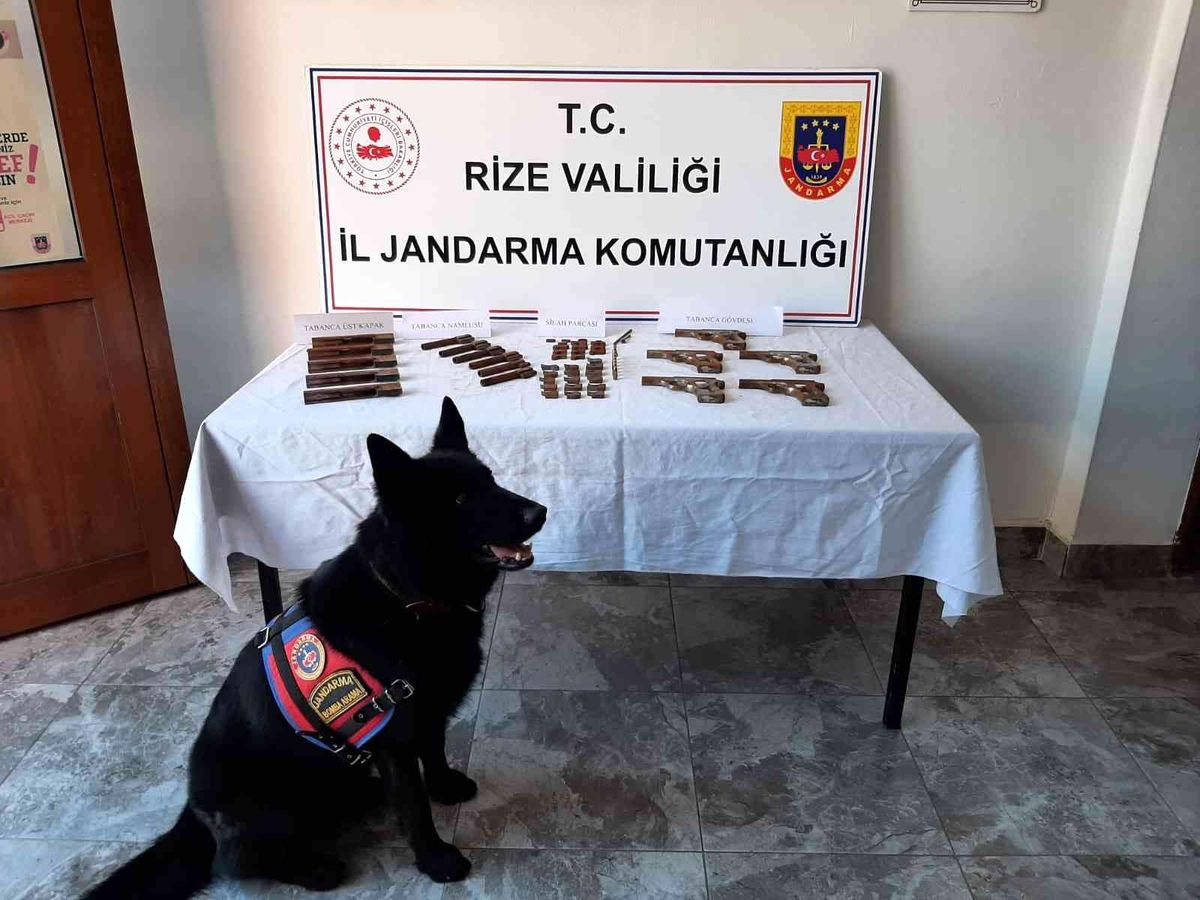 Son dakika haberleri... Jandarmadan kaçak silah atölyesine baskın
