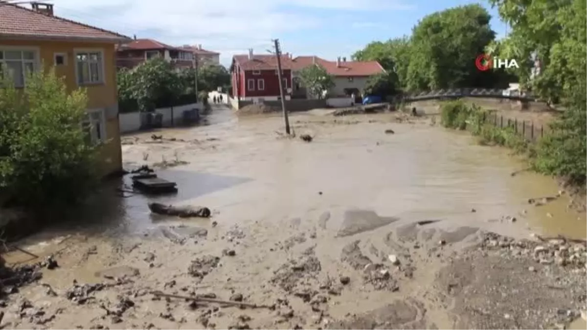 Kaymakam Baycar, selin vurduğu köylerde incelemelerde bulundu