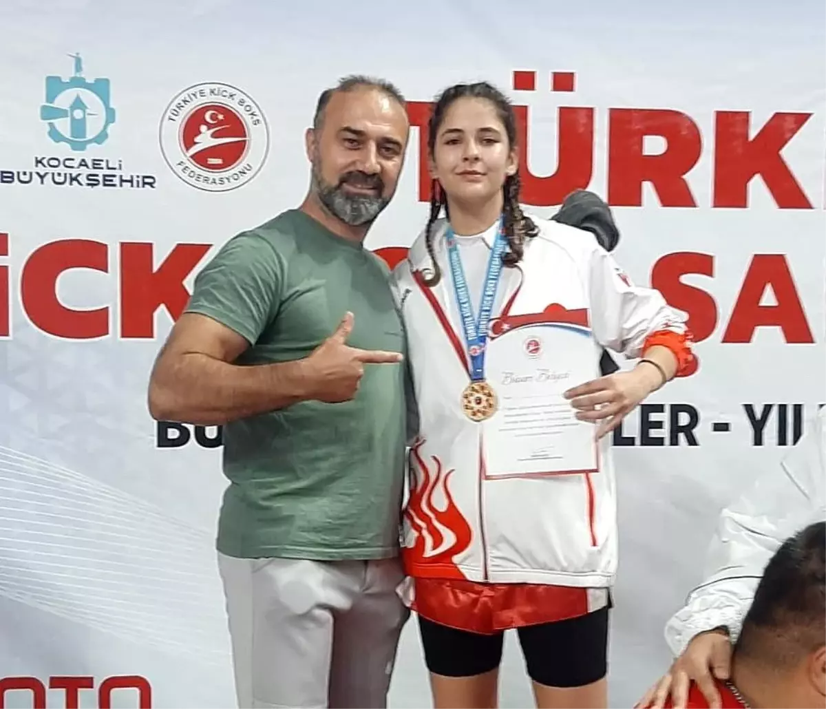 Nisrem Uçar Yılmaz, kick boksta Türkiye şampiyonu oldu