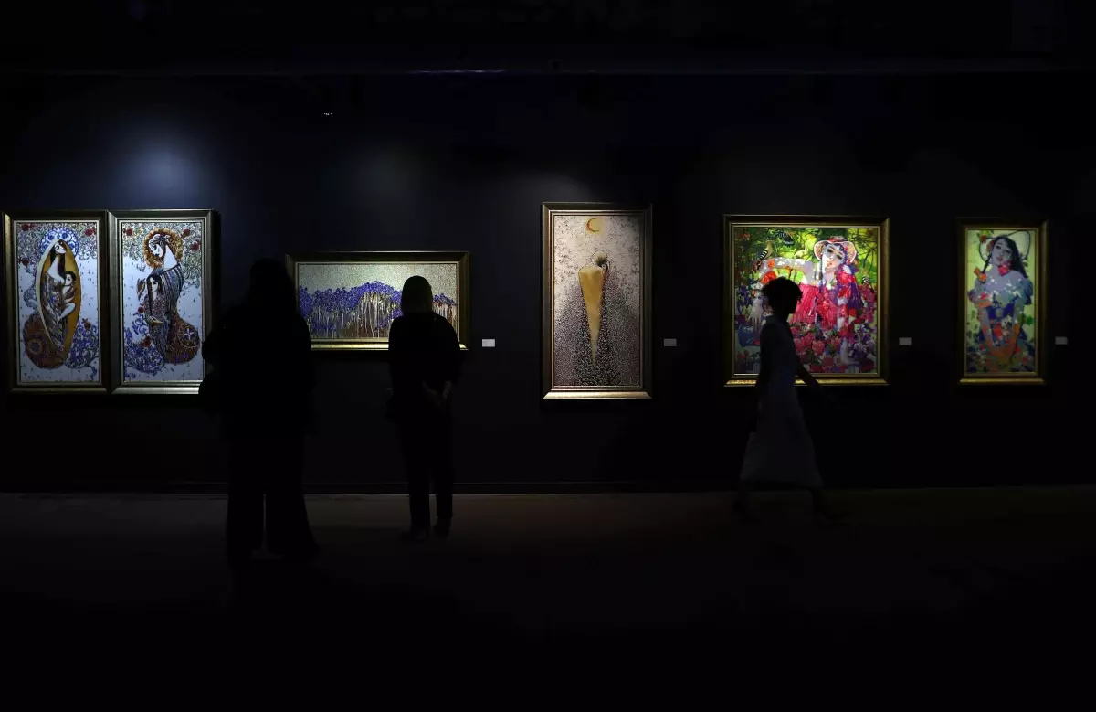 "Resmin Türkçesi: Türk Dünyasının Tuvalde Buluşması" sergisi açıldı