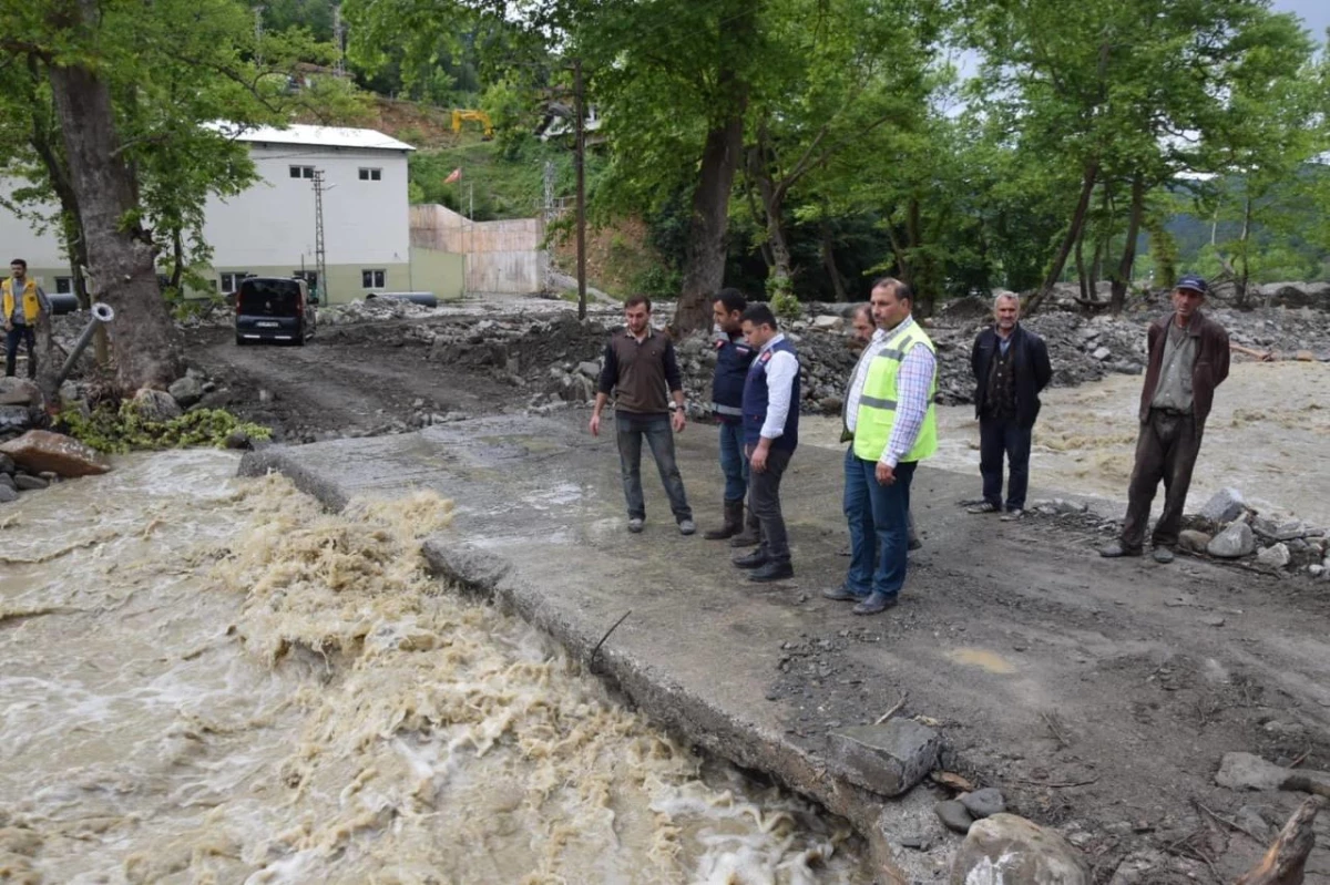 Sinop\'ta taşkınların ardından dere ve ırmakların debileri düştü