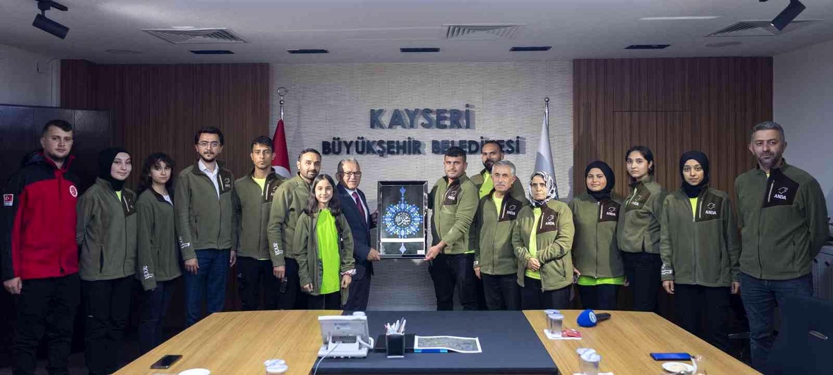 ANDA Kayseri ekibinden Büyükkılıç\'a ziyaret