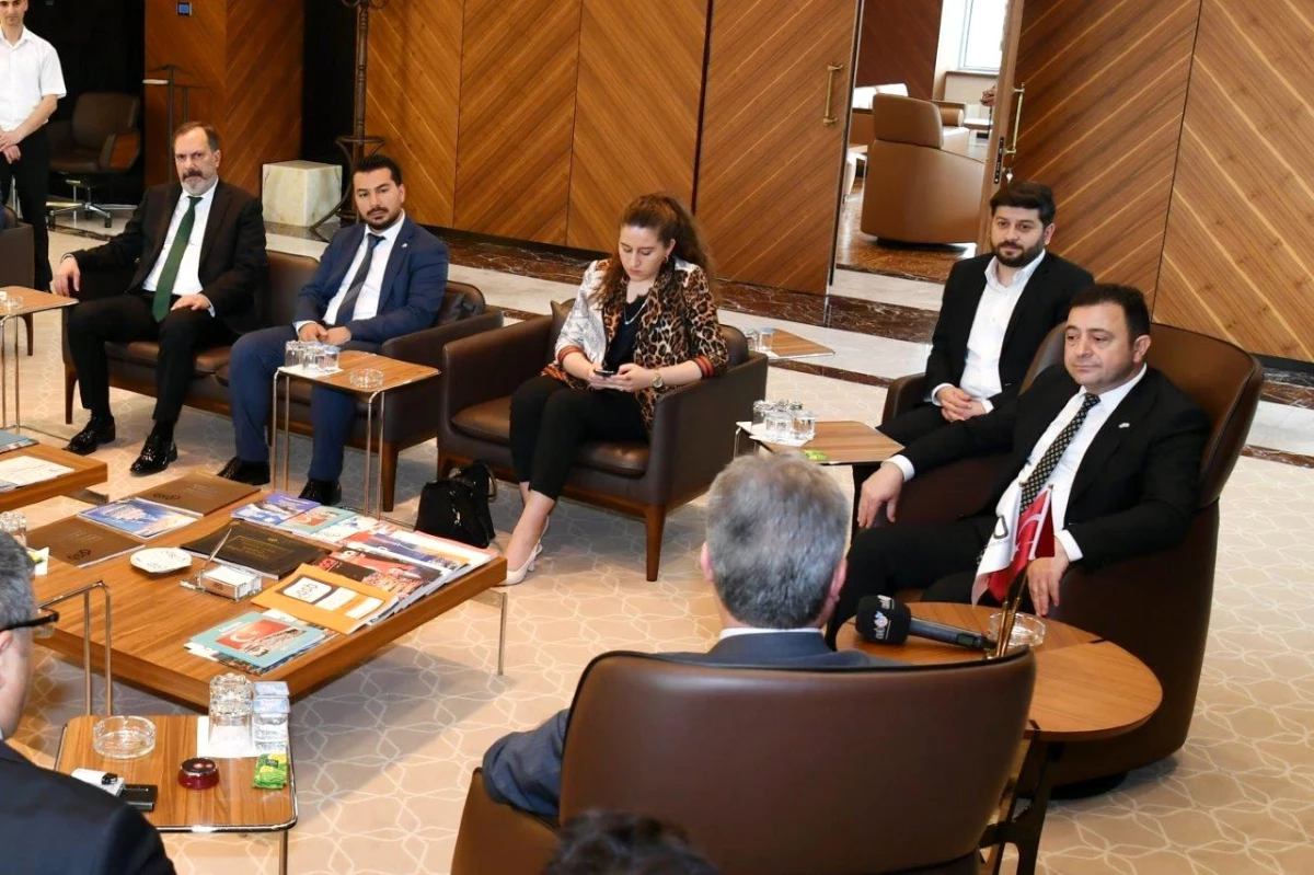 Melikgazi Belediye Başkanı Palancıoğlu, OSB Yönetim Kurulu Başkanı Yalçın\'ı ziyaret etti