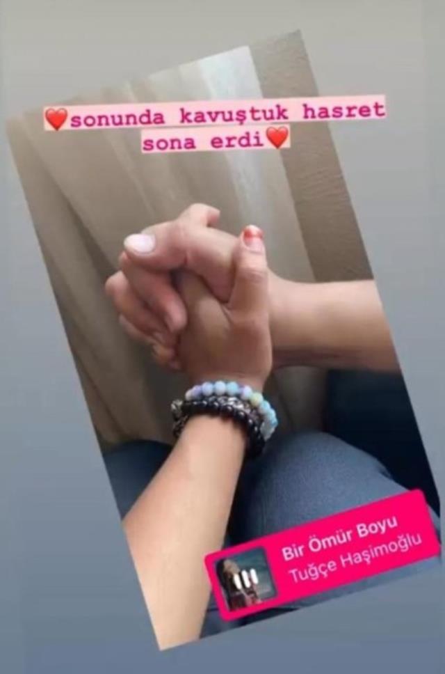 Bebeğini ve kocasını terk etti! Sosyal medyadan sevgilisiyle el ele fotoğrafını paylaştı Bebeğini ve kocasını terk etti! Sosyal medyadan sevgilisiyle el ele fotoğrafını paylaştı