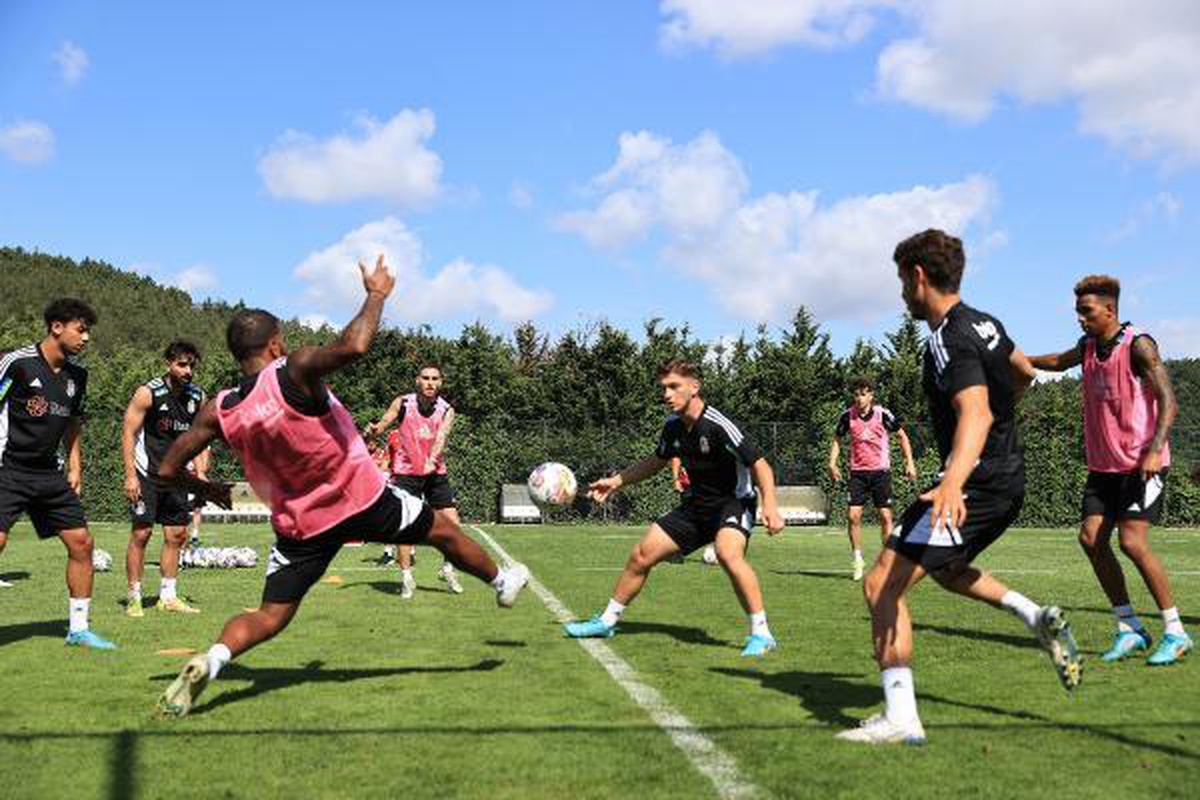 Beşiktaş, kondisyon ve taktik çalıştı