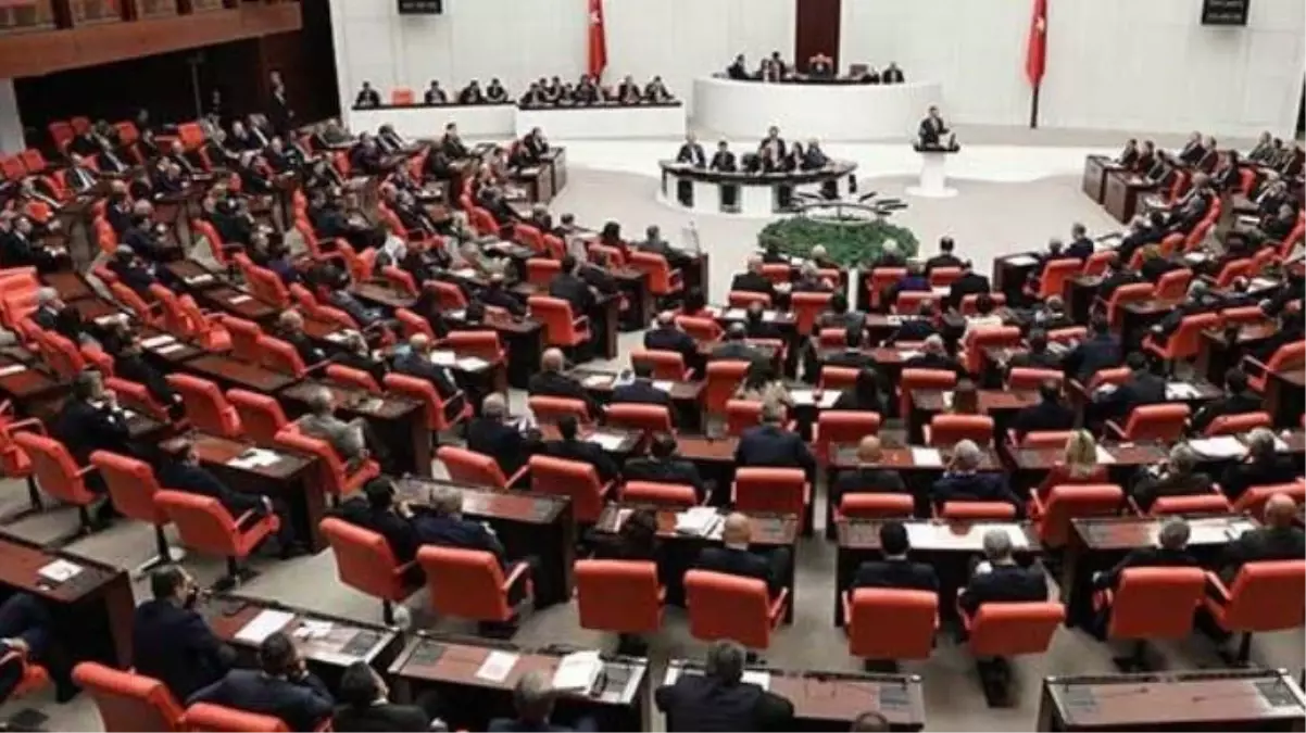 Dezenformasyon yasası görüşmeleri yeni yasama yılına kaldı