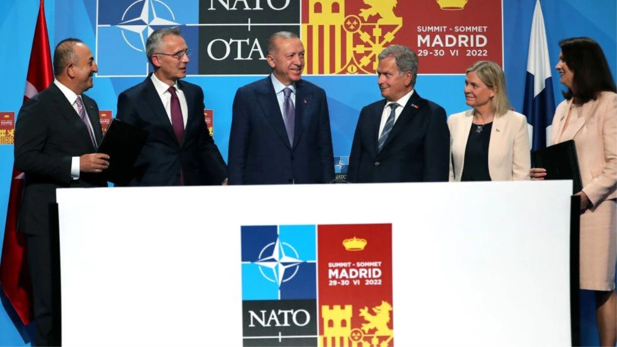 Cumhurbaşkanı Erdoğan ile ABD Başkanı Biden\'ın NATO Liderler Zirvesi kapsamındaki görüşmesi başladı.