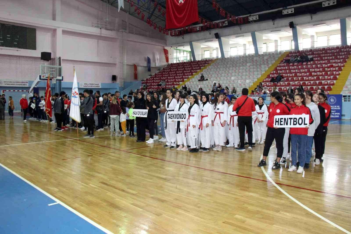 Yozgat\'ta yaz spor okulları 13 farklı branşta eğitim verecek