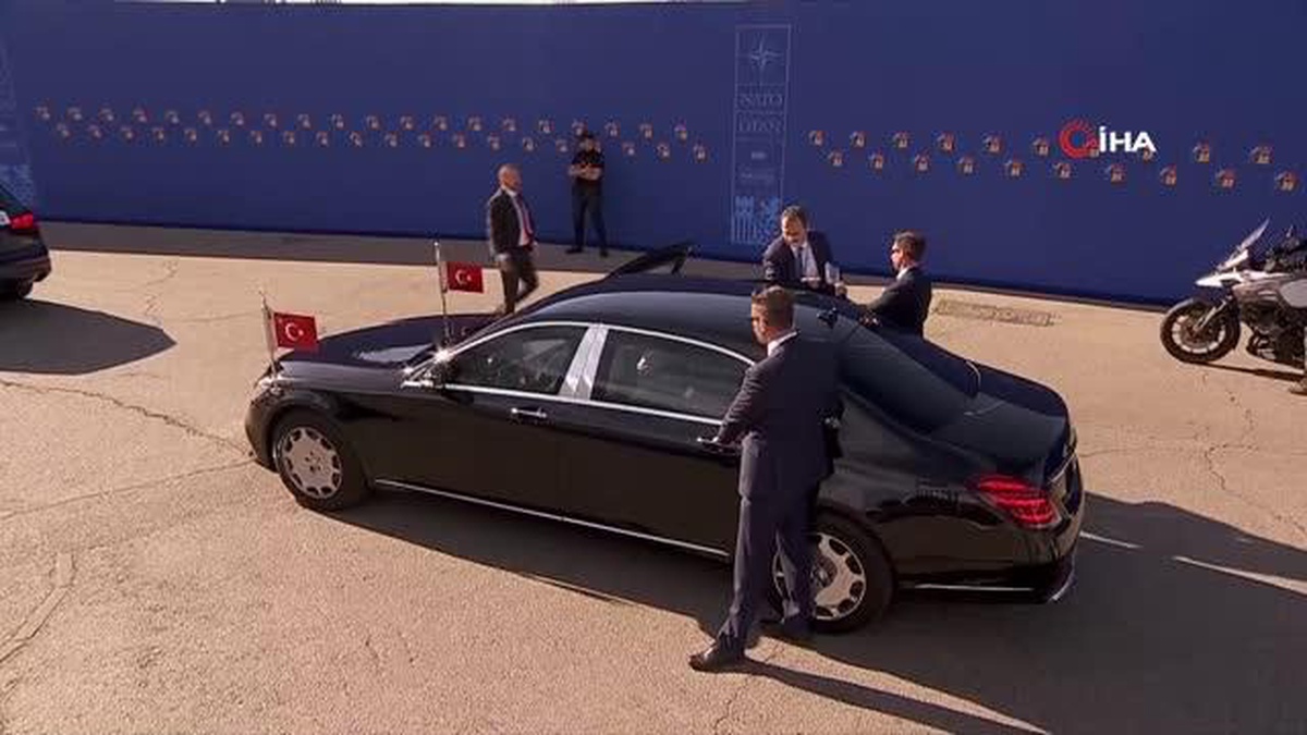 Cumhurbaşkanı Erdoğan, NATO Zirvesi\'nin ikinci günü için fuar alanında