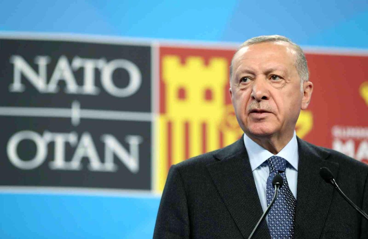 Cumhurbaşkanı Erdoğan, NATO Liderler Zirvesi sonrası basın toplantısı düzenledi: (2)