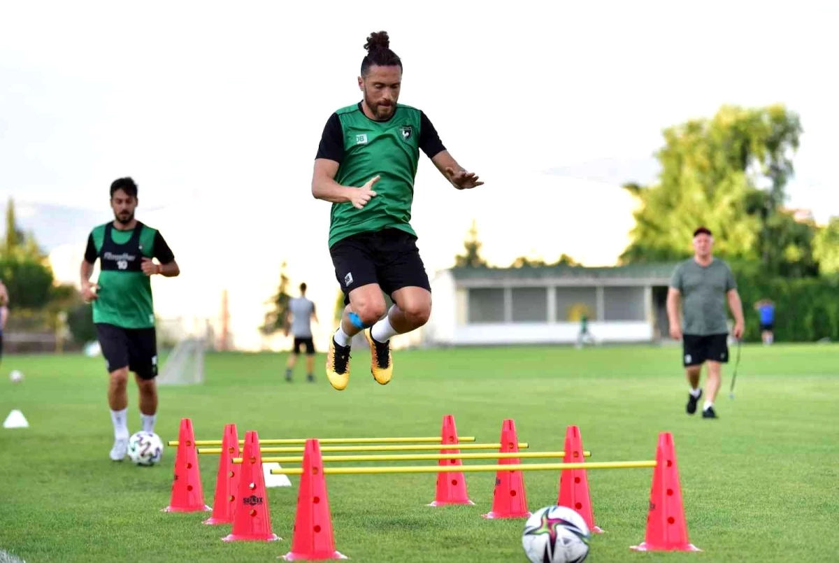 Denizlispor yeni sezon öncesi güç depoluyor