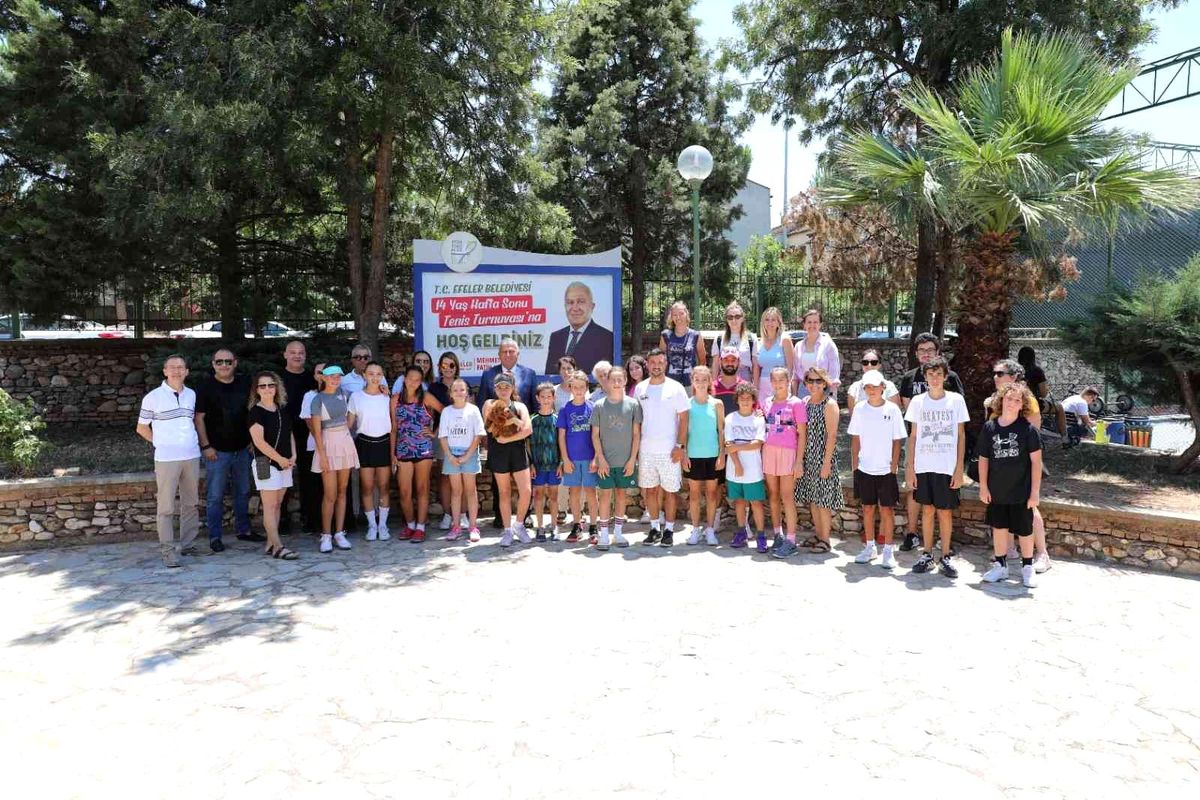 Efeler\'de Tenis Turnuvası başladı